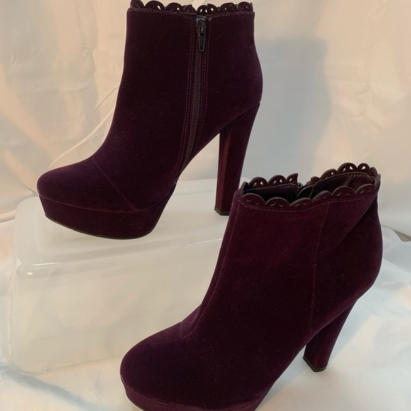 NWOT Qupid Deep Purple Velvet 5” Short Boots. - Picture 8 of 10
